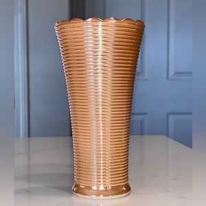 VTG 1950’s Anchor Hocking Fire-King Peach Lustre Laurel ringed trumpet vase 7”